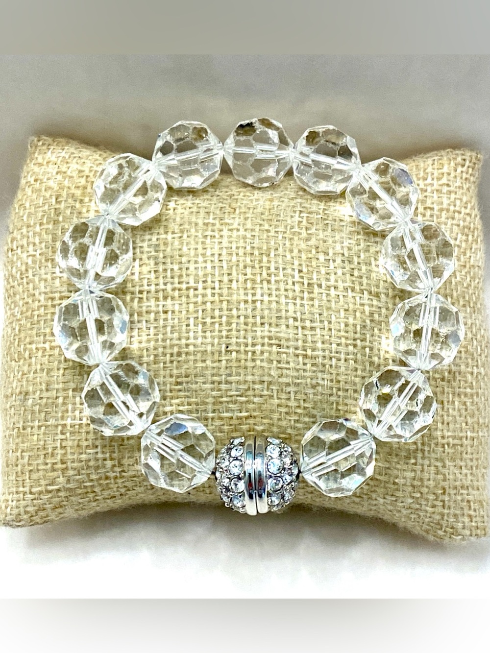 Chunky Clear Faceted Crystal Bead Bracelet Shimmering Rhinestone Magnetic Clasp